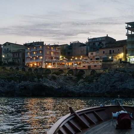 Albergo Tirreno Marina di Camerota Exteriör bild