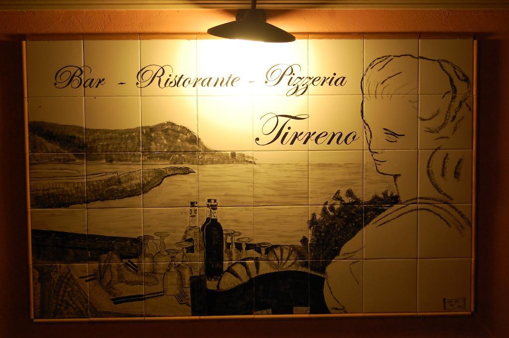 Albergo Tirreno Marina di Camerota Exteriör bild
