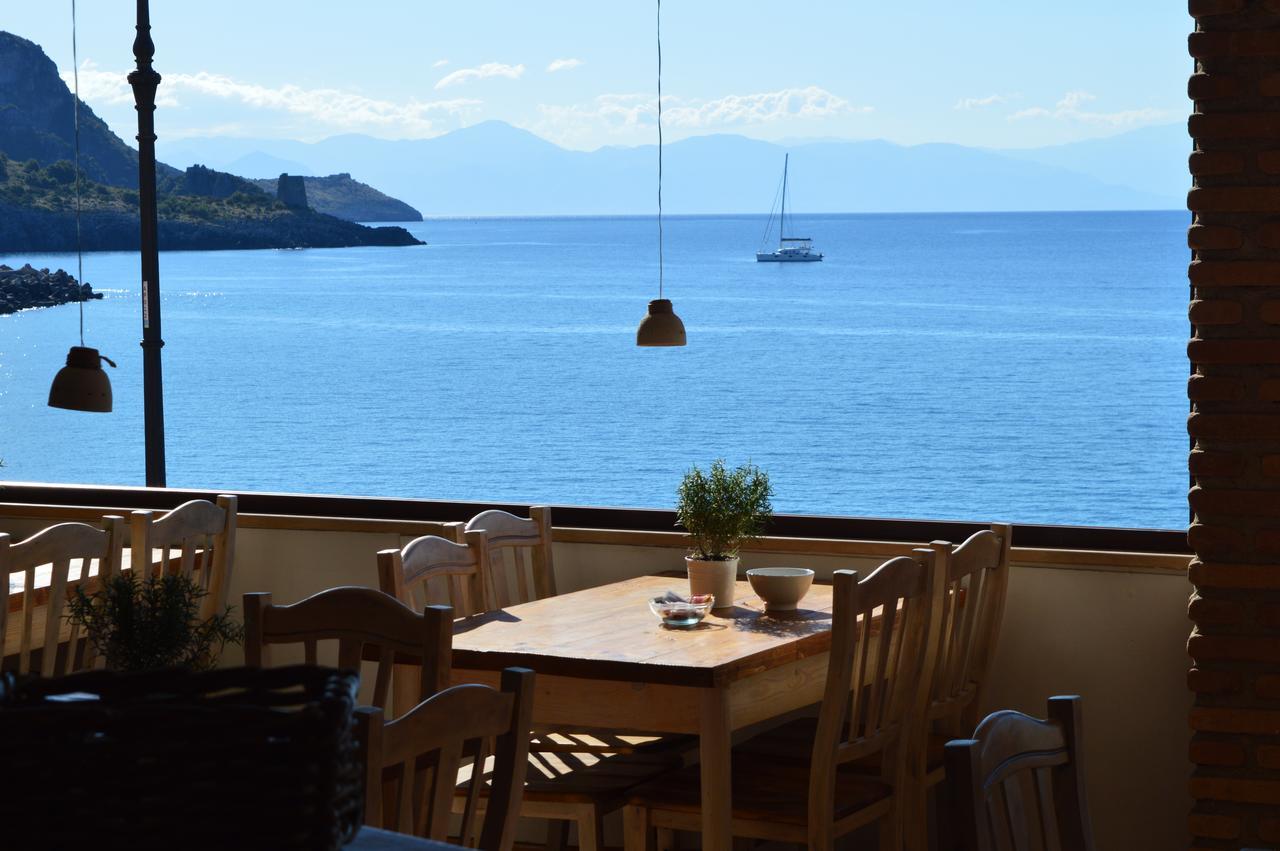 Albergo Tirreno Marina di Camerota Exteriör bild