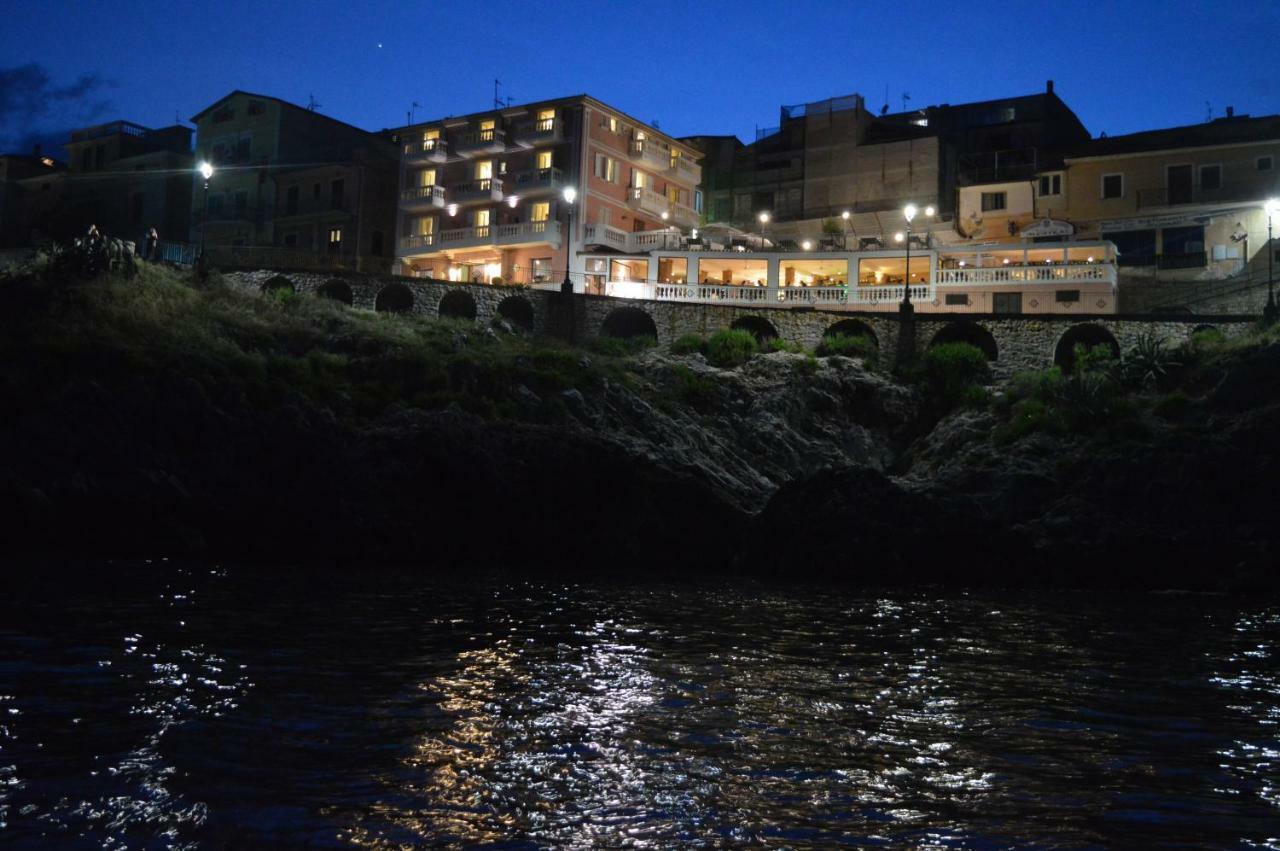 Albergo Tirreno Marina di Camerota Exteriör bild