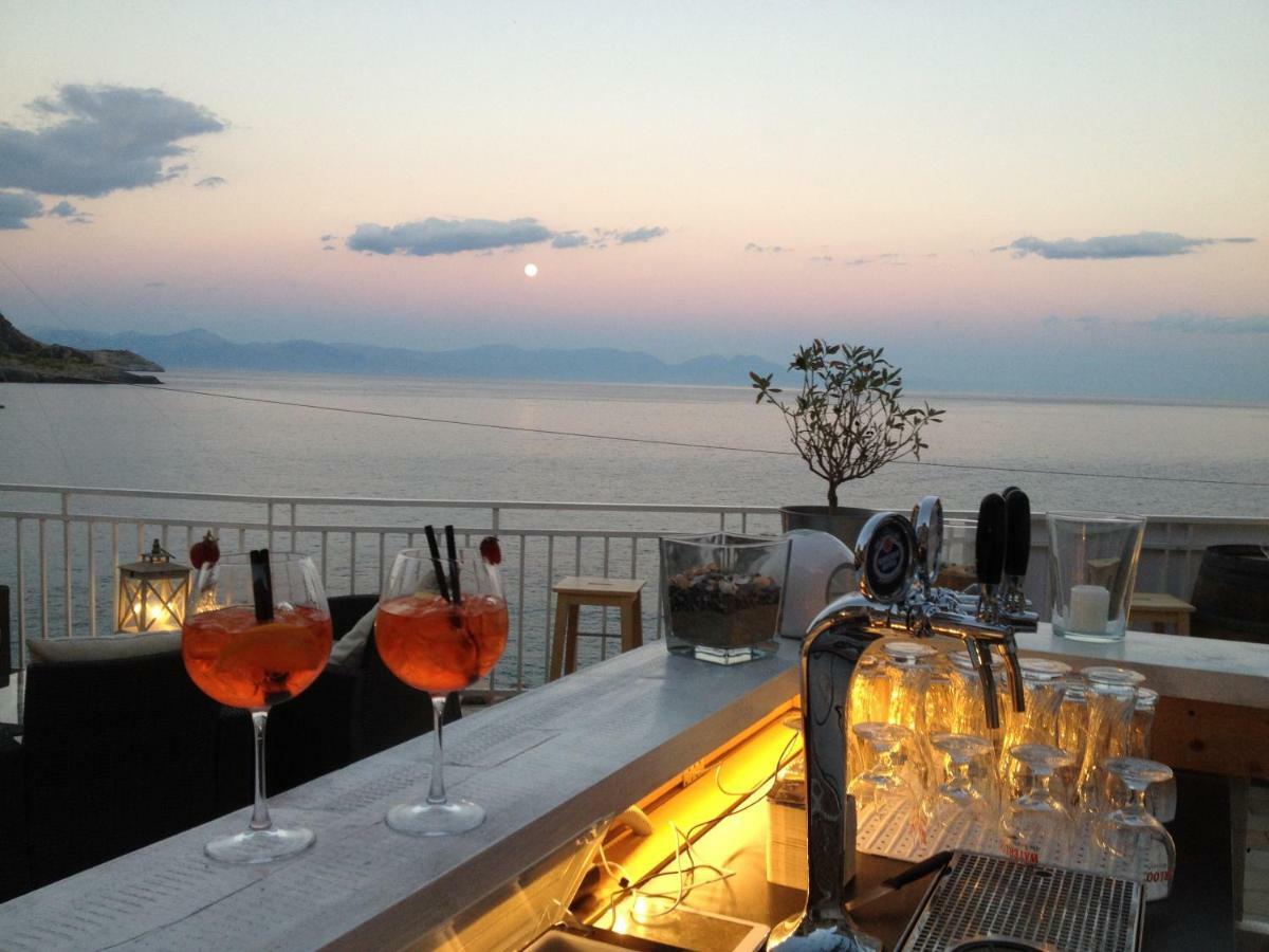 Albergo Tirreno Marina di Camerota Exteriör bild