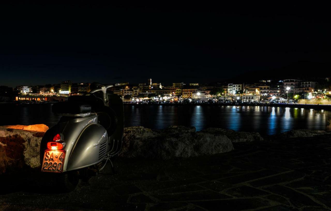 Albergo Tirreno Marina di Camerota Exteriör bild